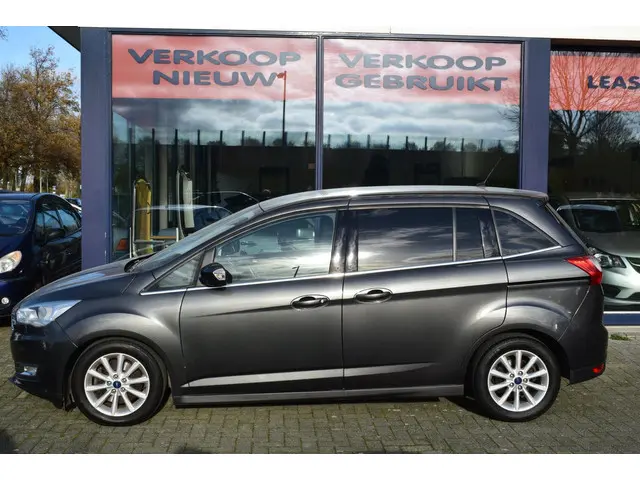 Ford Grand C-Max 1.0 Titanium 2016 Benzine 2