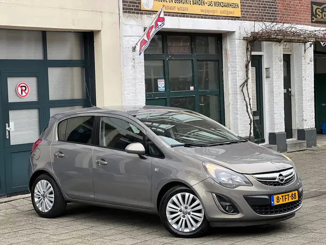 Opel Corsa 2
