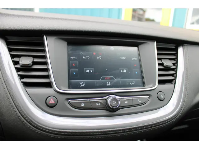 Opel Grandland X 1.6 Turbo Innovation 2019 Benzine 26