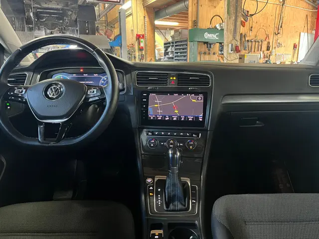 Volkswagen e-Golf e-Golf 2018 Elektrisch 16