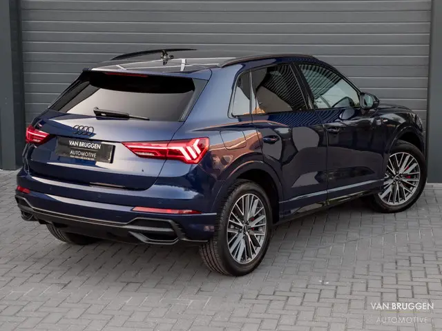 Audi Q3 45 TFSI e S-Line 2022 Hybride Benzine 22