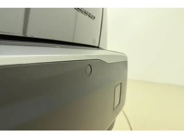 Peugeot 2008 1.2 Hybrid 145 Allure 2024 Hybride Benzine 7