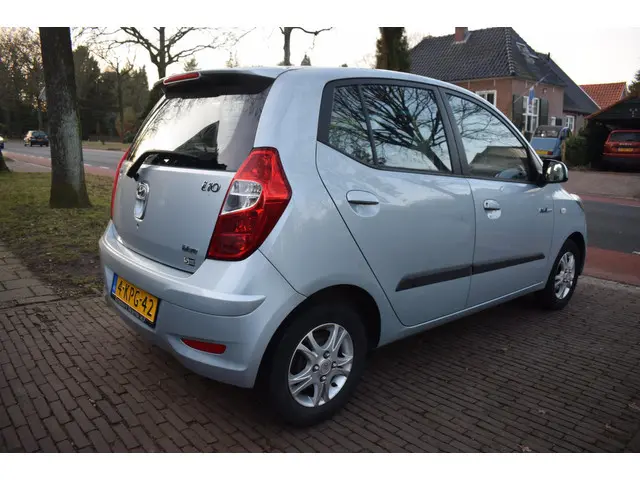 Hyundai i10 1.0 i-Drive Cool 2013 Benzine 4