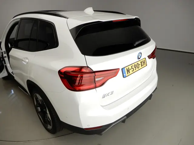 BMW iX3 High Executive 80 kWh 2021 Elektrisch 26
