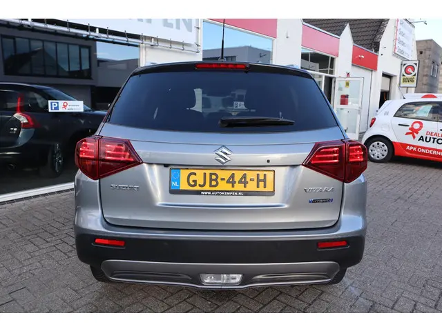Suzuki Vitara 1.5 HYBRID STYLE 2022 Hybride Benzine 28