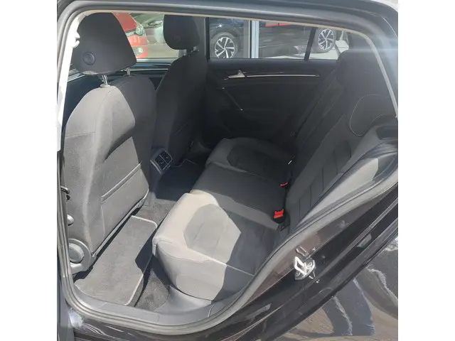 Volkswagen Golf 1.5 TSI Highline 2019 Benzine 9