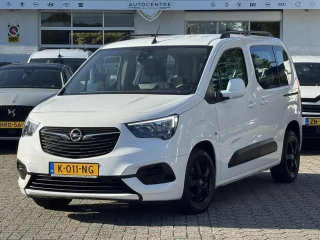Opel Combo Tour 1.2 Turbo L1H1 Edition 2019 Benzine 3