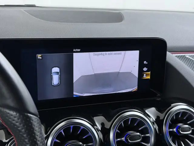 Mercedes-Benz GLA 180 AMG line 2021 Benzine 35