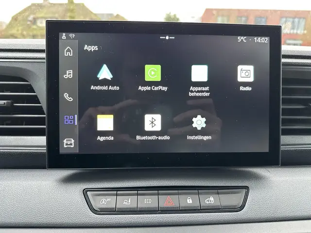 Renault Master T35 2.0 dCi 130 L2H2 Advance 2024 Diesel 4