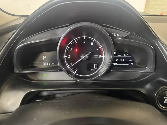 Mazda CX-3 2.0 SkyActiv-G 121 Luxury 2019 Benzine 4