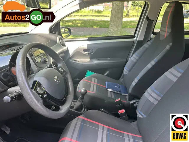 Peugeot 108 1.0 e-VTi Active 2015 Benzine 8