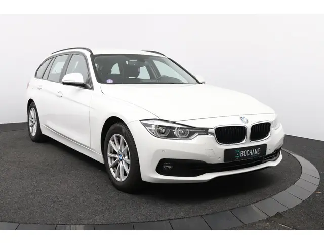BMW 3 Serie Touring 320i Executive 2018 Benzine 5