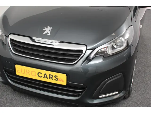 Peugeot 108 1.0 e-VTi Active 2021 Benzine 17