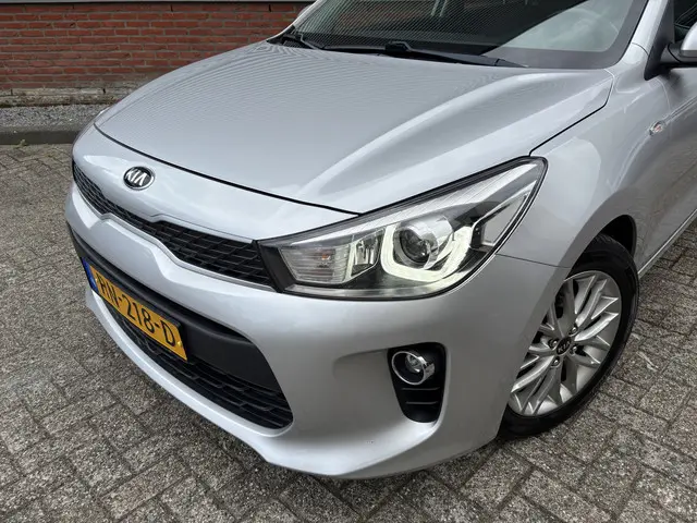 Kia Rio 1.0 TGDI ComfortPlusLine Navigator 2018 Benzine 2