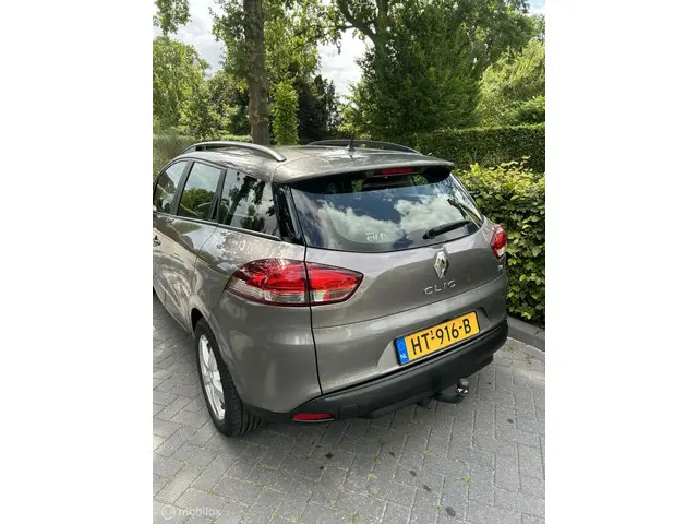 Renault Clio Estate 0.9 TCe Expression 2016 Benzine 4