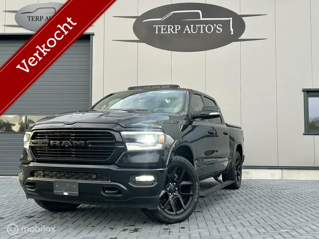 Dodge Ram 1500 4X4 5.7 V8 4x4 Crew Cab Laramie 2020 LPG/Gas