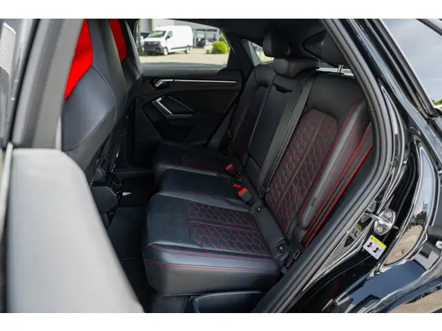 Audi RSQ3 Sportback TFSI RS 2021 Benzine 26