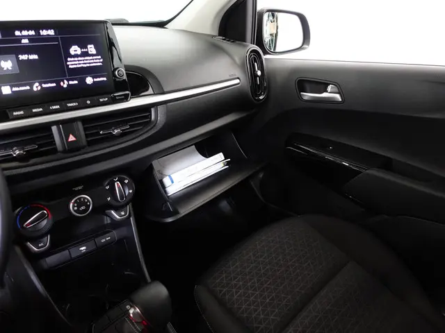 Kia Picanto 1.0 DPi DynamicLine Automaat 2023 Benzine 28