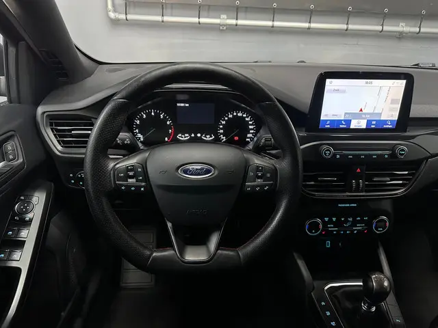Ford Focus 1.0 EcoBoost ST Line Business 2018 Benzine 13