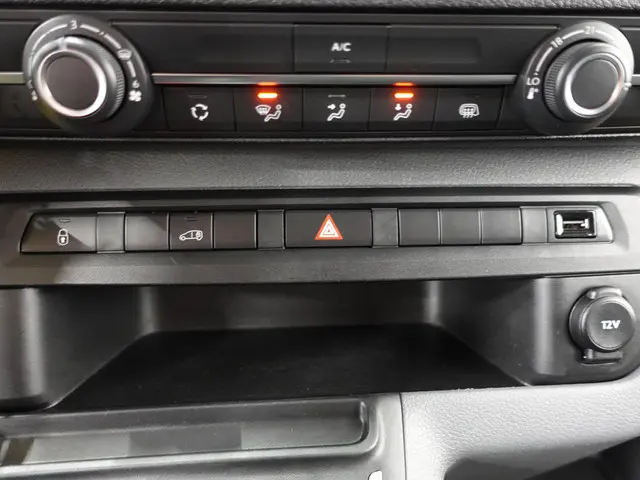 Opel Vivaro-e L3H1 Edition 75 kWh 2022 Elektrisch 26