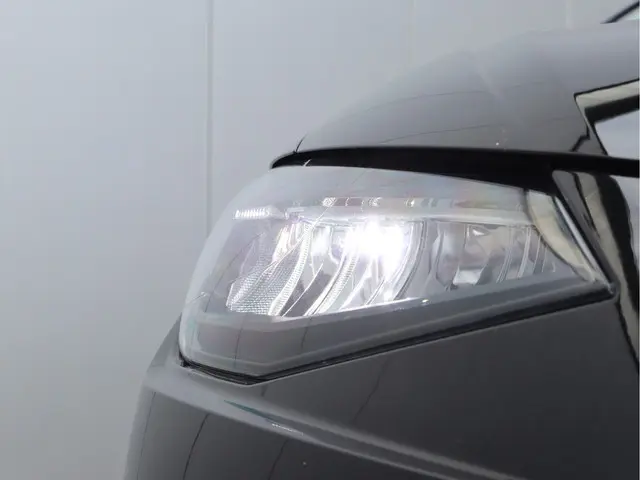 SEAT Ibiza 1.0 EcoTSI Style Business Connect 2023 Benzine 8