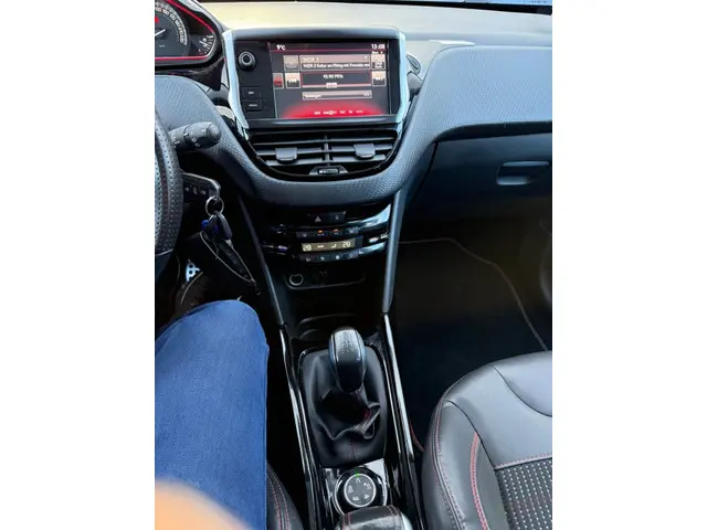 Peugeot 2008 1.2 PureTech GT-line 2017 Benzine 5