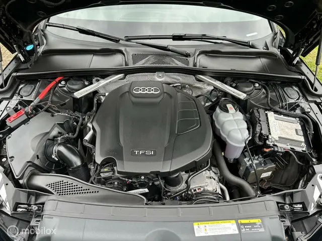 Audi A5 Coupé 40 TFSI Sport S-Line Edition 2019 Benzine 14