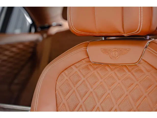 Bentley Flying Spur 4.0 V8 2021 Benzine 27