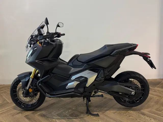 Honda NC 750 Scooter X-ADV KEYLESS LED 2022 Benzine 14