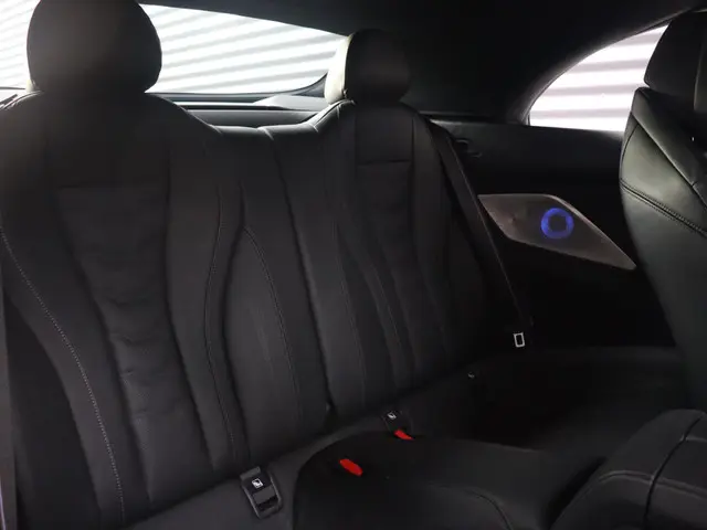 BMW 8 Serie Cabrio 840i 2023 Benzine 14