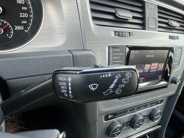 Volkswagen Golf 1.2 TSI Comfortline 2014 Benzine 26