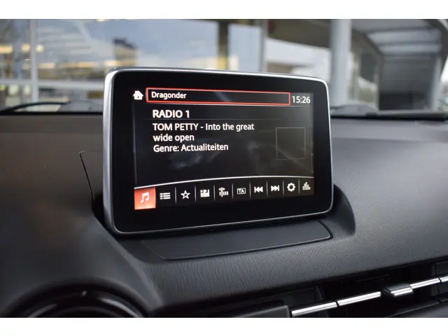 Mazda 2 1.5 Skyactiv-G GT-M 2016 Benzine 15