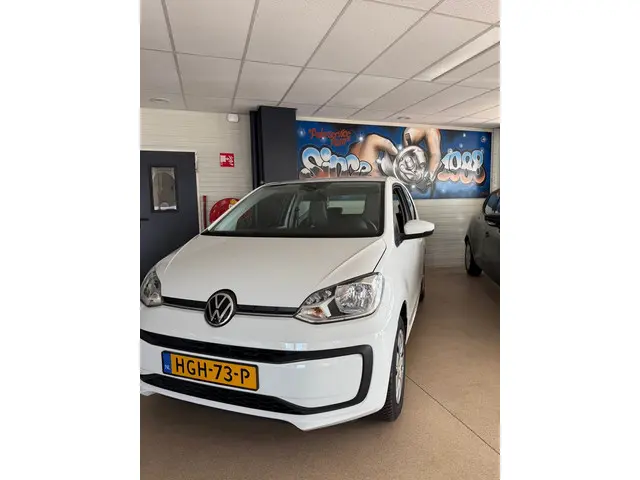 Volkswagen up! 1.0 2021 Benzine