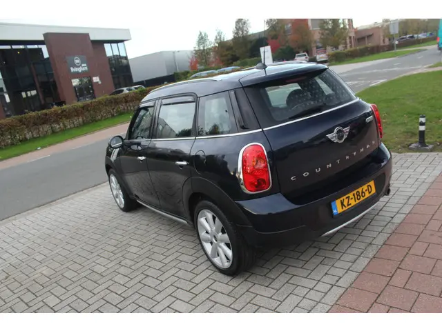 MINI Countryman Mini 1.6 Cooper Pepper 2017 Benzine 3