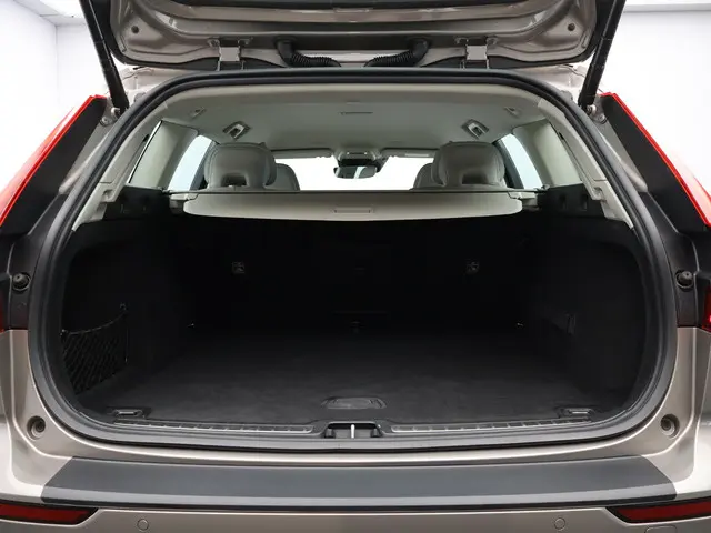Volvo V60 2.0 T4 Momentum Pro 2020 Benzine 15