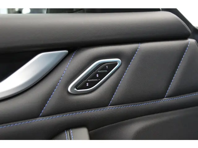 Maserati Levante 2.0 Hybrid Executive 2022 Benzine 24