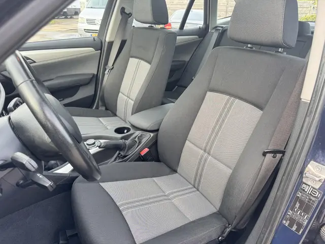 BMW X1 sDrive20i 2012 Benzine 13