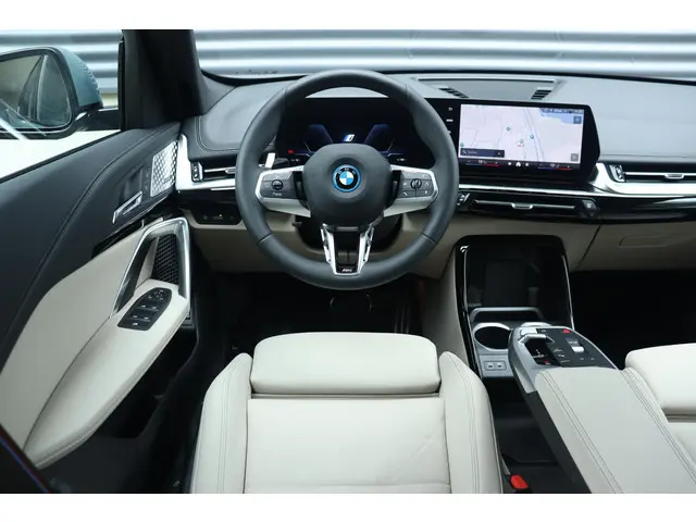BMW iX1 eDrive20 2025 Elektrisch 9