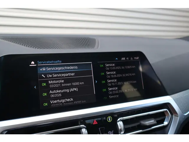 BMW 3 Serie M-Sport 2022 Hybride Benzine 29