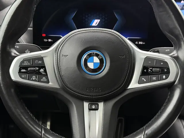 BMW i4 eDrive40 Aut. M-Sport 84kwh 2022 Elektrisch 25