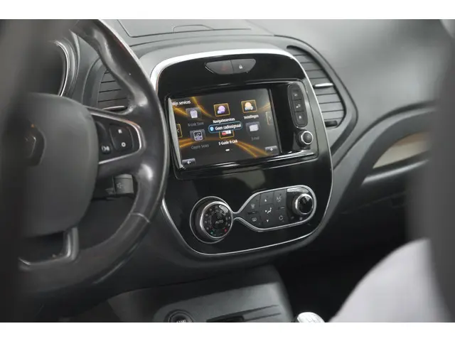 Renault Captur TCe 90 Intens 2019 Benzine 54