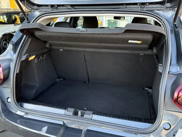 Dacia Sandero Stepway 1.0 TCe 90 Comfort 2023 Benzine 9