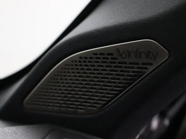 Lynk & Co 01 1.5 2023 Hybride Benzine 15