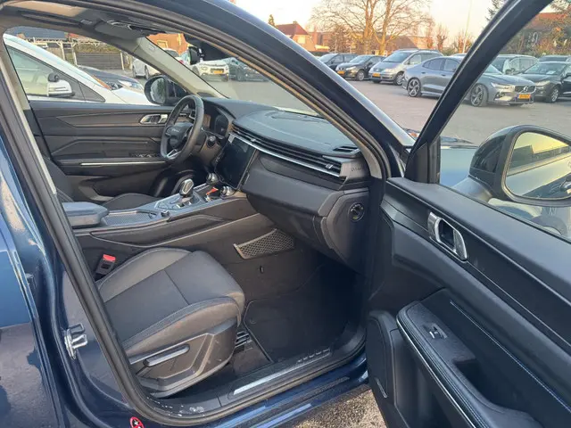 Lynk & Co 01 1.5 2022 Hybride Benzine 19