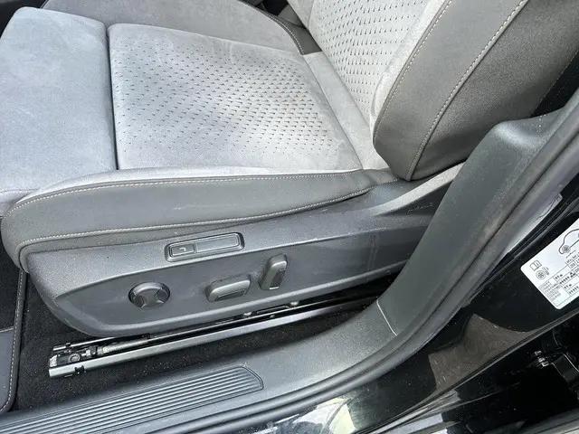 CUPRA Born Performance Limited 63 kWh 2025 Elektrisch 14