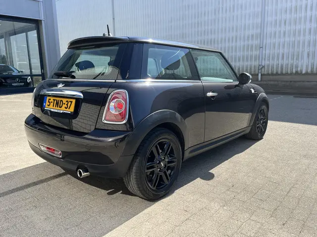MINI One 1.6 Chili 2014 Benzine 60