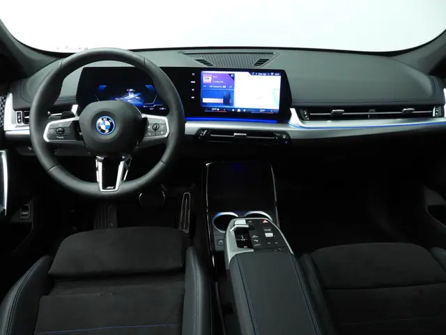 BMW iX1 eDrive20 2025 Elektrisch 7
