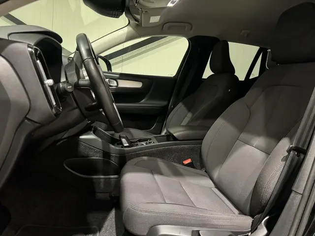 Volvo XC40 1.5 T5 Recharge Business 2020 Hybride Benzine 9