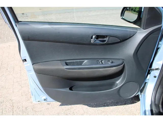 Hyundai i20 1.4i 2014 Benzine 9