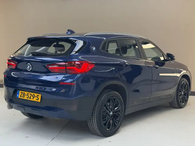 BMW X2 3